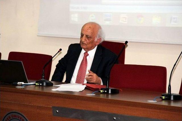 Prof. Dr. Fuat Sezgin Konferans Verdi