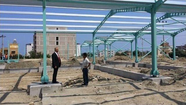 Başkan Culha, Semt Pazarı İnşaatını İnceledi 1