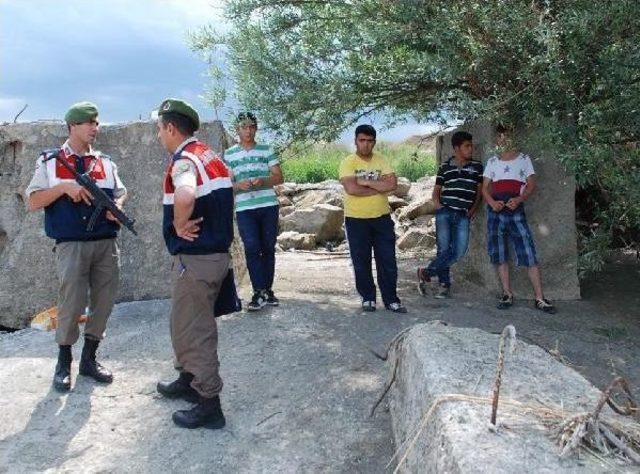 Lise Öğrencisi Balık Tutmak Isterken Nehirde Boğuldu