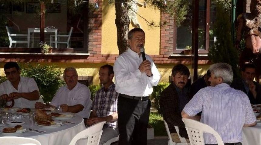 Başkan Ata&ccedil; Se&ccedil;im Sonrası Muhtarlarla Bir Araya Geldi