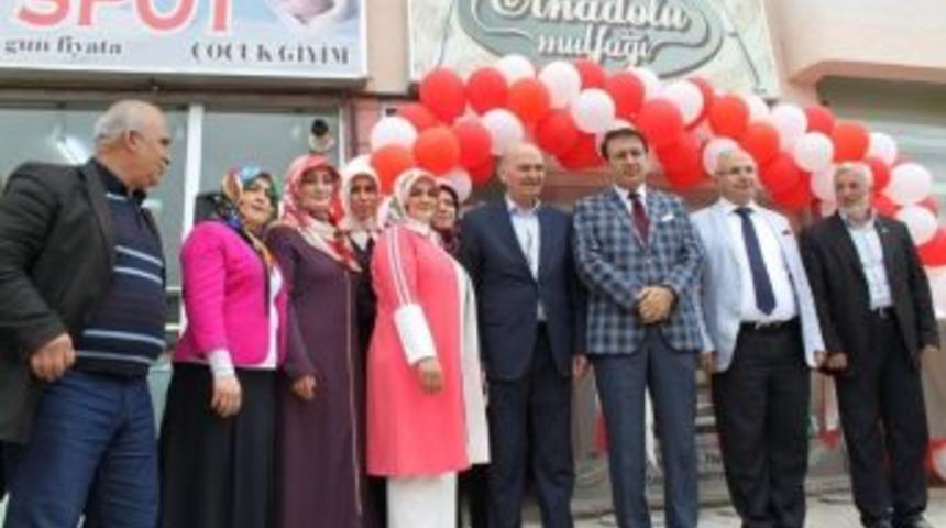 Er-kadın Derneği &Uuml;yeleri Restoran A&ccedil;tı