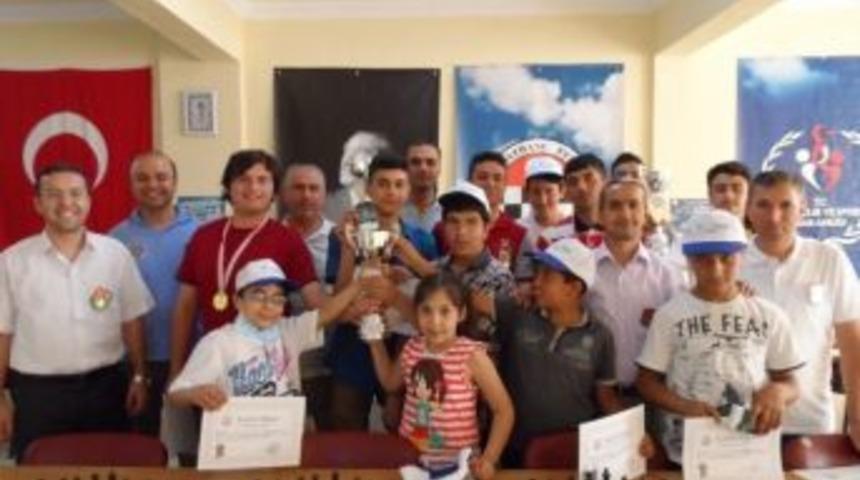 5. Şampiyon Sporcular Satran&ccedil; Şampyonası Tamamlandı