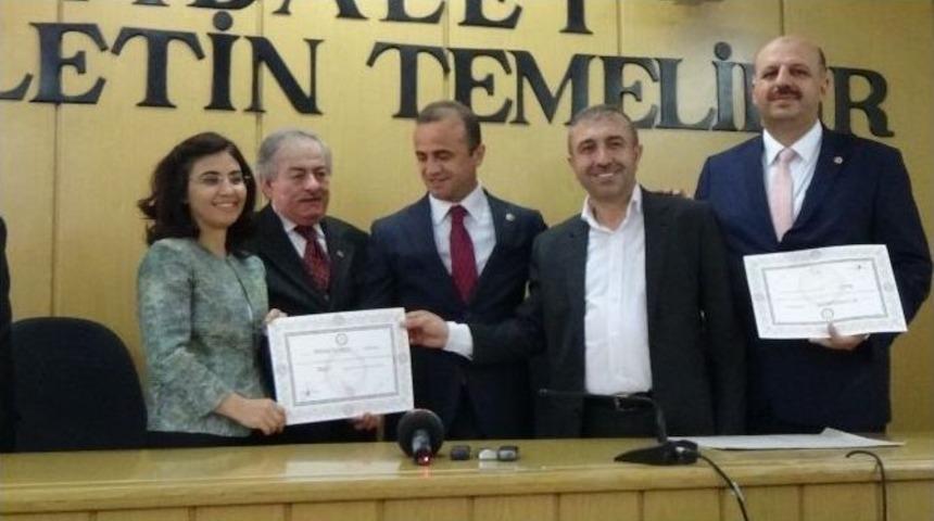 Ak Parti Bolu Milletvekilleri Mazbatalarını Aldı