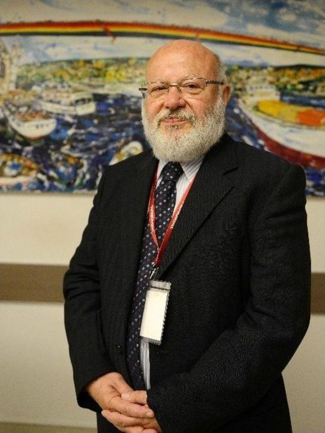 Memorıal Nöroanestezi Ve Nöroyoğun Bakımın Ünlü İsimlerini Bir Araya Getirdi 3