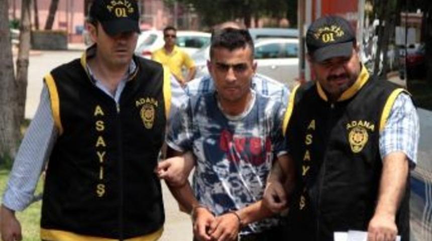 Gasp&ccedil;ı Arkadaşını Su&ccedil;ladı, "ben Deliyim" Dedi