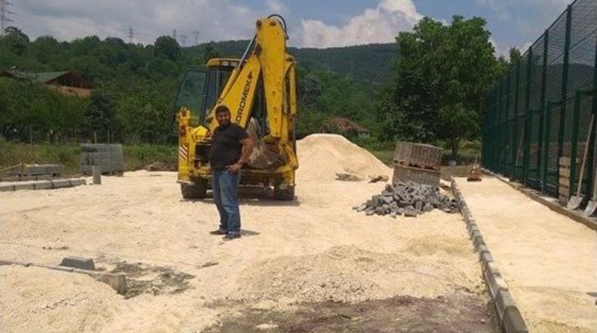 Eşme&rsquo;de Park &Ccedil;alışması