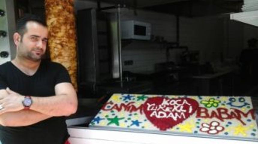 D&ouml;ner Ustasından Babalar G&uuml;n&uuml; İ&ccedil;in &Ouml;zel Eser