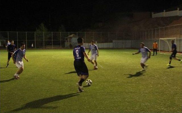 Elazığ&rsquo;da Valilik Kupasını İl Milli Eğitim M&uuml;d&uuml;rl&uuml;ğ&uuml; Kazandı 1