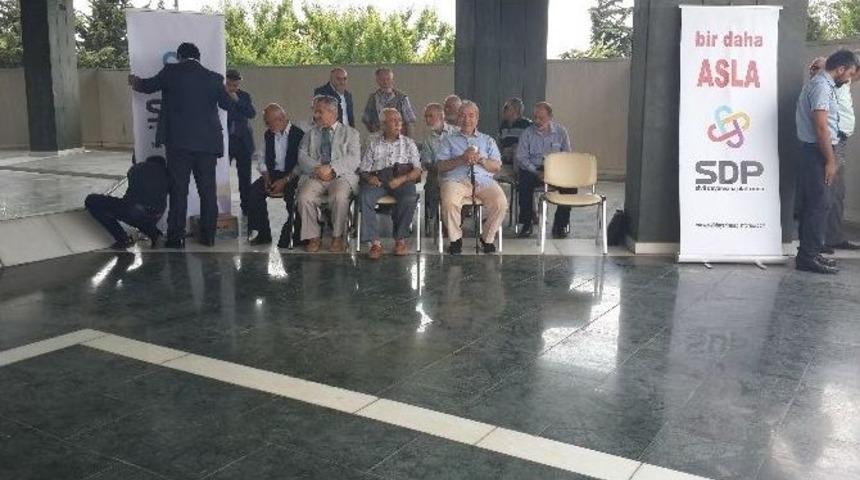 Adnan Menderes, Arap&ccedil;a Ezan Yasağının Kaldırılmasının Yıld&ouml;n&uuml;m&uuml;nde Anıldı