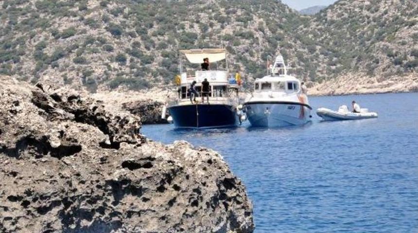 Demre'de Kaybolan Dalgı&ccedil; Aranıyor (2)