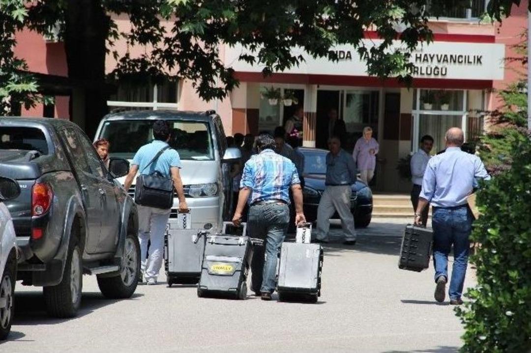 Manisa&rsquo;da Gıda Tarım İl M&uuml;d&uuml;rl&uuml;ğ&uuml;ne Paralel Yapı Operasyonu