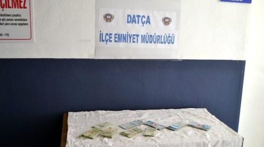 Parayı Dolandırıcıya Değil Emniyete G&ouml;t&uuml;rd&uuml;