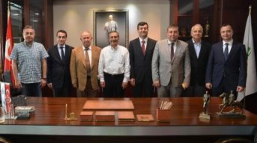 Sivrihisar Vakfı&rsquo;ndan Başkan Ata&ccedil;&rsquo;a Ziyaret