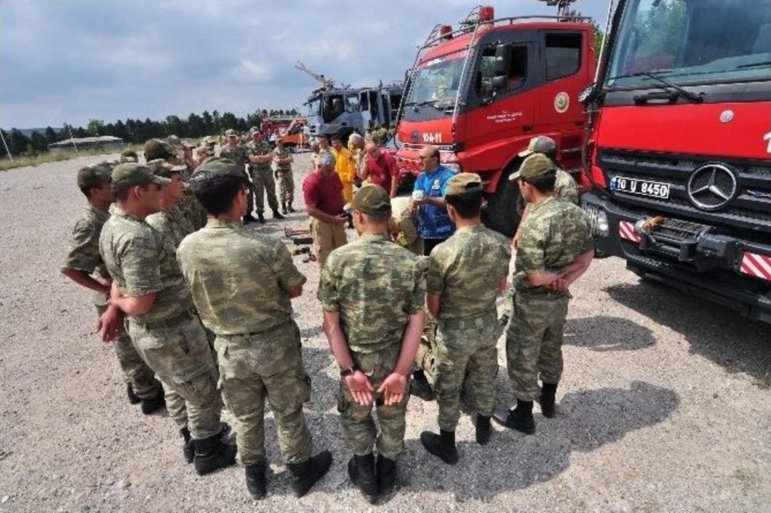 Yangın Sezonu &Ouml;ncesi Askeri Birliklere Eğitim
