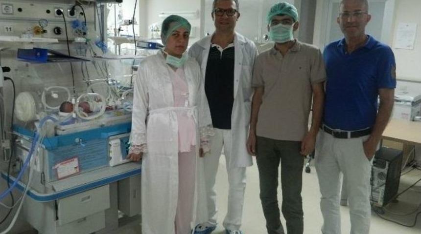 Laparoskopik Cerrahi İle &Uuml;&ccedil;&uuml;z Annesi Oldu