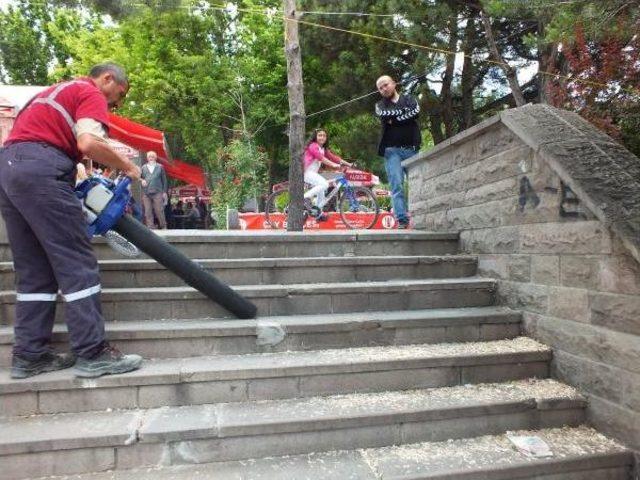 Belediye, Vatandaşa Tepki I&ccedil;in 10 G&uuml;n Temizlik Yapmadı 1