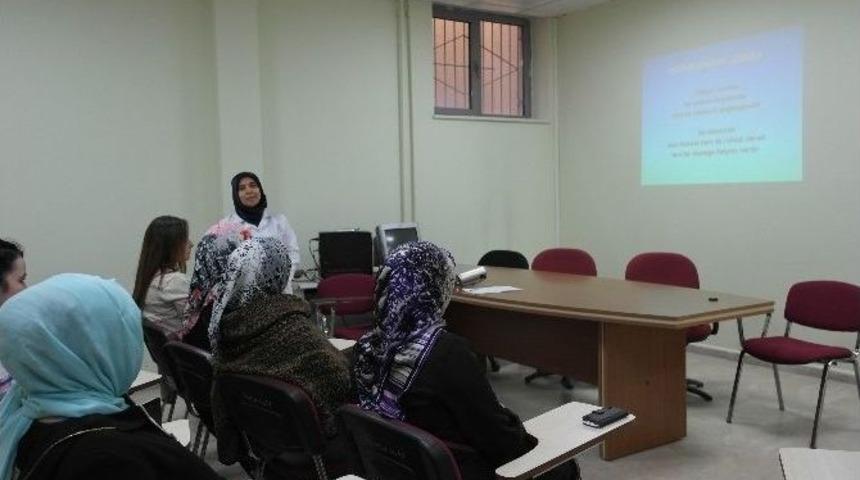 Yozgat Devlet Hastanesi Gebe Eğitimlerini S&uuml;rd&uuml;r&uuml;yor