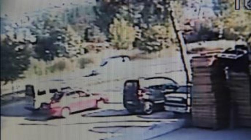 Cezaevi M&uuml;d&uuml;r&uuml;n&uuml;n Vurulma Anı Kameralara Yansıdı