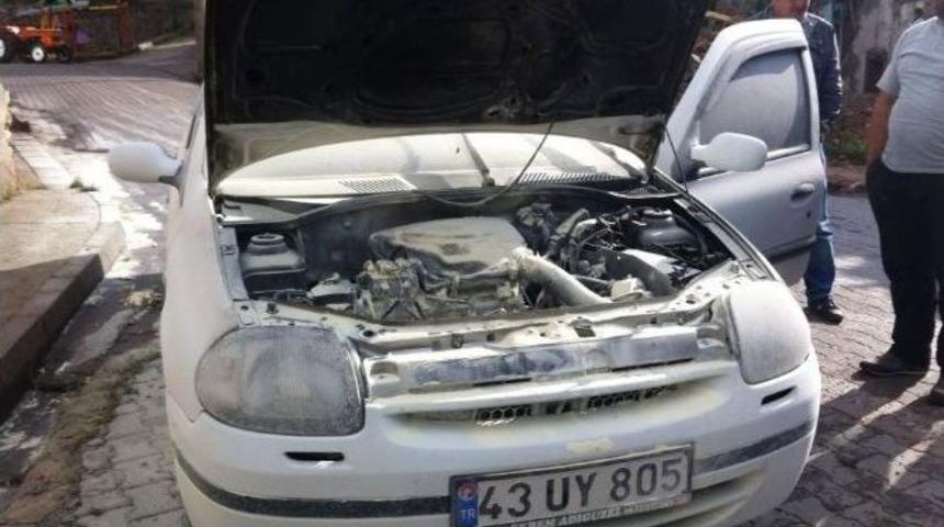 Hisarcık&rsquo;ta Seyir Halindeki Otomobilde Yangın