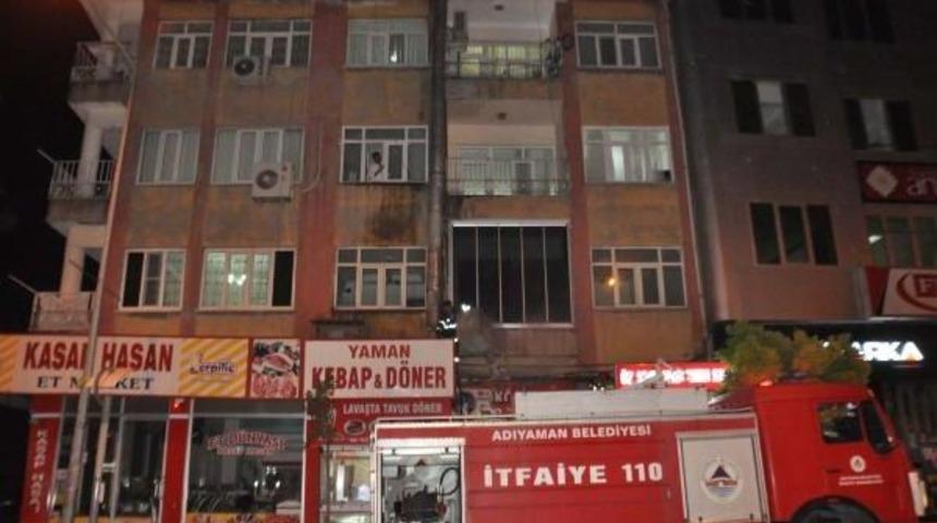 Lokantada Korkutan Yangın