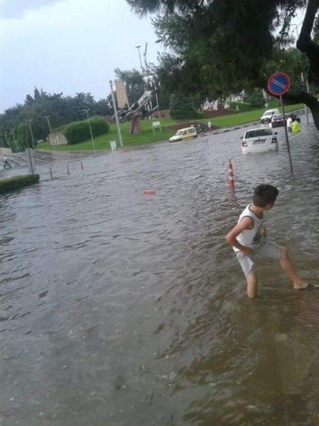 Balıkesir’de Sel Felaketi Saniye Saniye Görüntülendi...