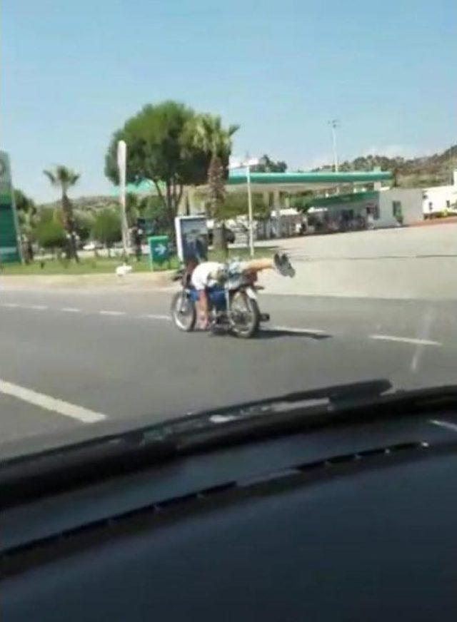 Motosiklet Sürücüsünden Tehlikeli Hareketler