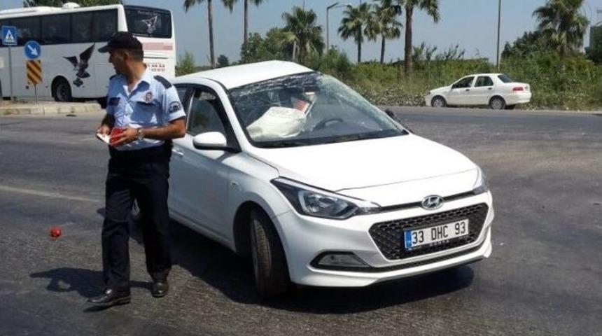 Tarsus&rsquo;ta Trafik Kazası: 1 &Ouml;l&uuml;, 1 Yaralı