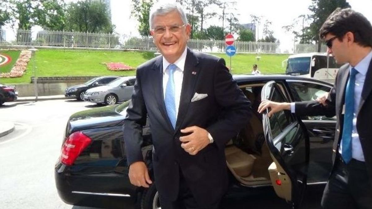 Bakanlar İdris G&uuml;ll&uuml;ce Ve Volkan Bozkır Mazbatalarını Aldı