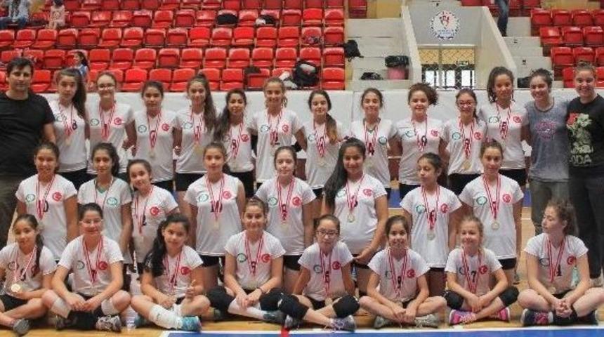 Ayşenur Han Milli Takıma &Ccedil;ağrıldı