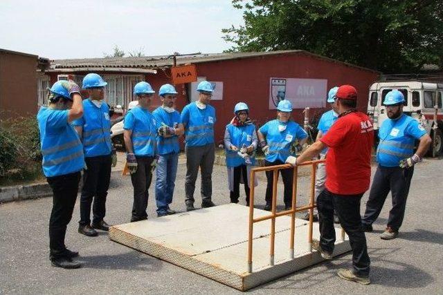 Eyüp Belediyesi Personeli Deprem Tatbikatından Tam Not Aldı