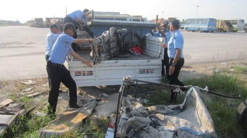 Zabıtadan Seyyar Satıcılara Operasyon