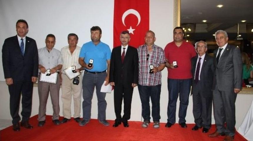 Manisa&rsquo;da Kan Bağış&ccedil;ıları &Ouml;d&uuml;llendirildi