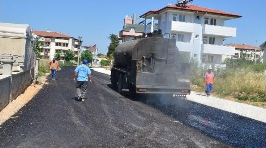 Manavgat Belediyesi&rsquo;nden Ilıca&rsquo;da Asfalt &Ccedil;alışmaları