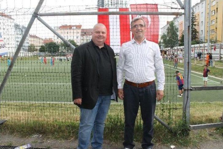 Başkan Akcan Avusturya’da Hemşehrileri İle Buluştu G1