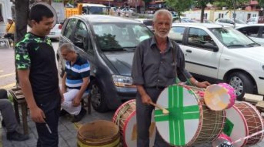 Davul Satışları Patladı