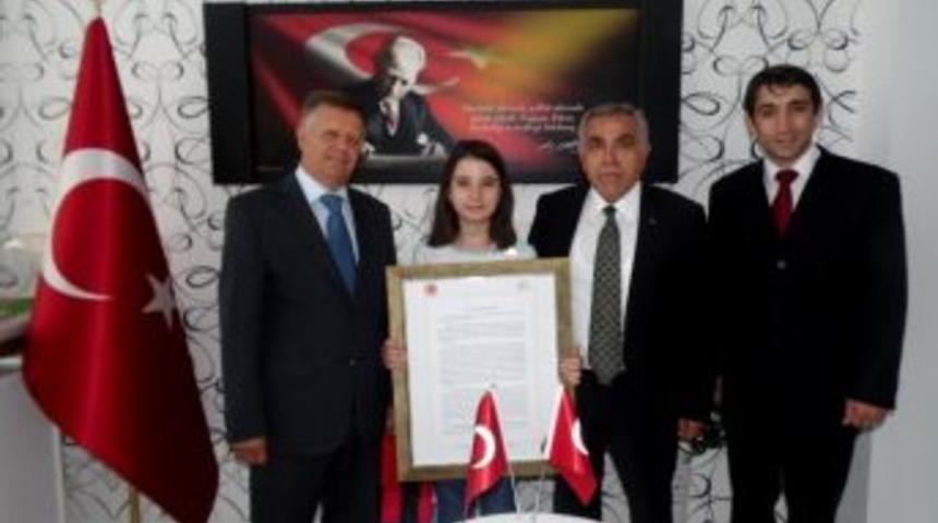 &ldquo;&ccedil;ocuk G&ouml;z&uuml;yle Milli İrade&rdquo; Projesiyle T&uuml;rkiye 1.&rsquo;si Oldu