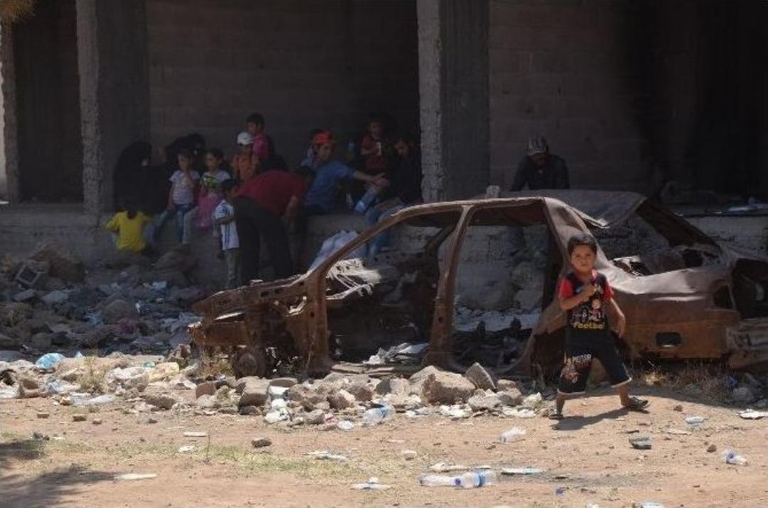 Bazı Suriyeliler Geceyi Park Ve Sokaklarda Ge&ccedil;irdi