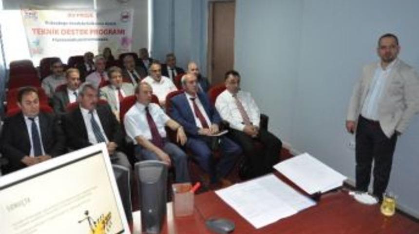 Sosyal G&uuml;venlik İl M&uuml;d&uuml;rl&uuml;ğ&uuml;n De Personele Y&ouml;nelik Etkili İletişim Ve Y&ouml;netim Becerileri Eğitimi Ger&ccedil;ekleştirildi