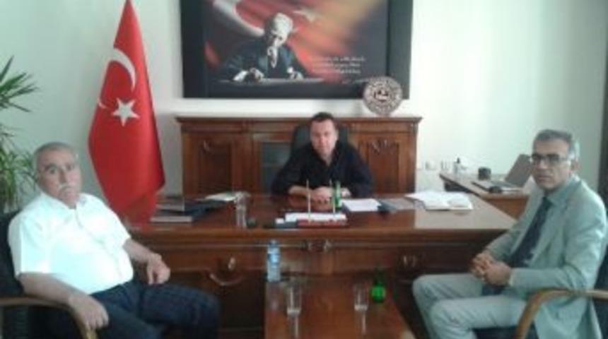 &Ouml;z, Samsat İl&ccedil;esini Ziyaret Etti