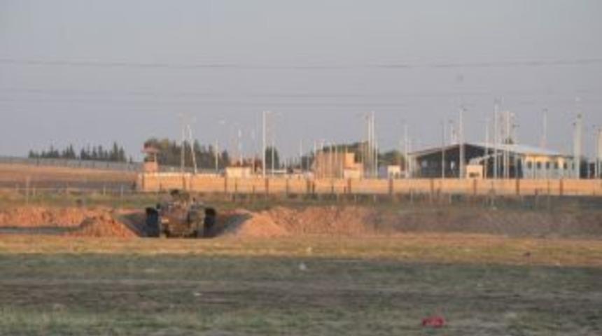 Ypg Ve &Ouml;so Suriye Sınırında N&ouml;bette