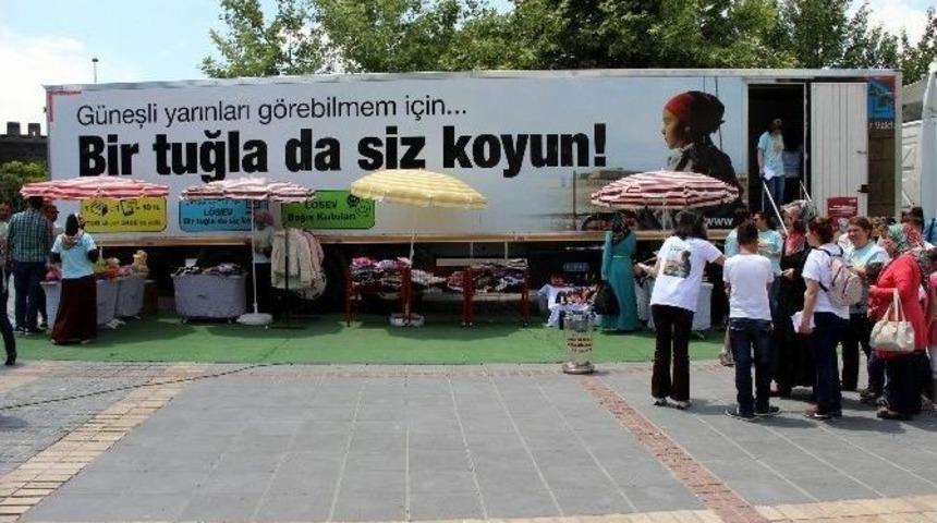 Lösev İyilikler Tır’ı Kayseri’de