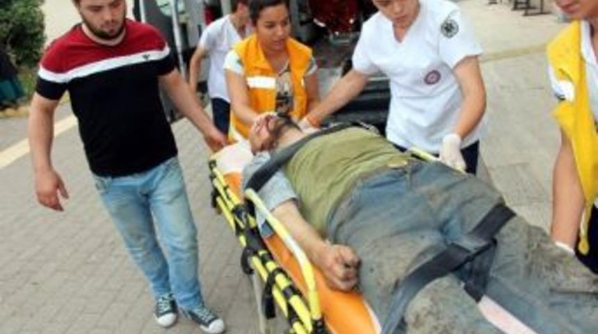 Lastikten Fırlayan Par&ccedil;a Sonucu Y&uuml;z&uuml;nden Yaralandı