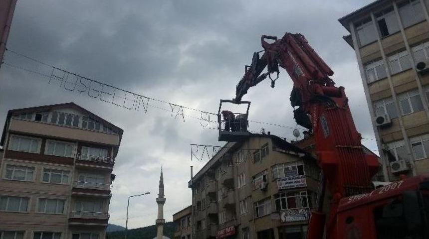 Devrek Sokakları Mahyalar İle S&uuml;sleniyor