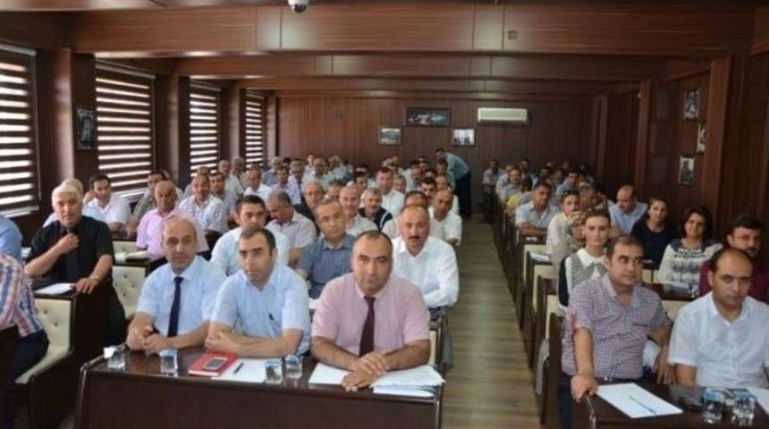 Vali Tapsız, Yıl Sonu Değerlendirme Toplantısında Okul M&uuml;d&uuml;rleriyle Bir Araya Geldi