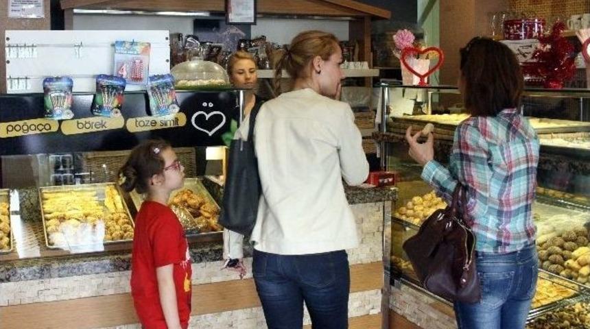 Aydın&rsquo;da İş Yerleri Sahura &Ouml;zel Mesai Yapacak