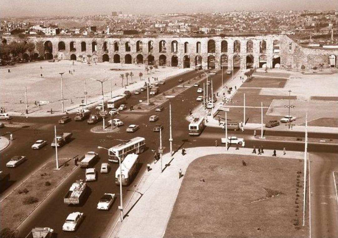 Toplu Taşımanın 144 Yıllık &Ouml;yk&uuml;s&uuml; Kitaplaştırıldı