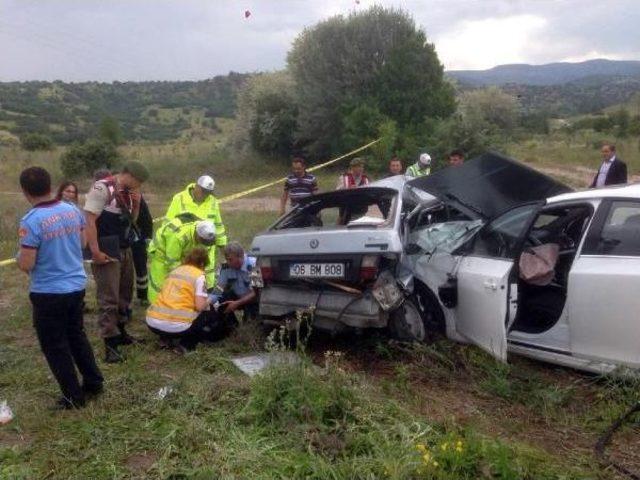 Kızılcahamam'daki 2 Kazada 4 Ölü, 8 Yaralı