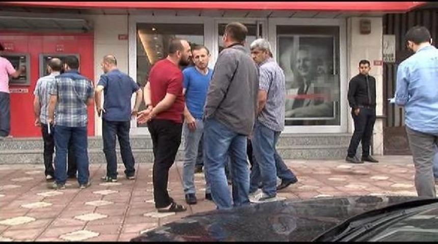 Sultangazi'de Banka Soygunu (1)