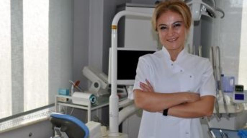 Oru&ccedil; Tutanlar Diş Bakımını Nasıl Yapmalı?