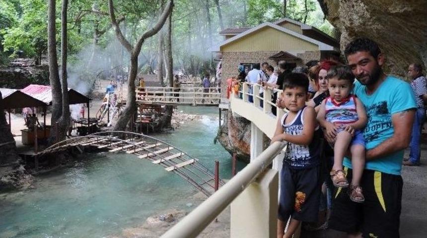 Kayacı Vadisi&rsquo;ndeki Ziyaret&ccedil;i Sayısı Artıyor